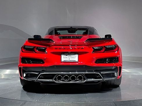 Used 2024 Chevrolet Corvette Z06 RWD image 8