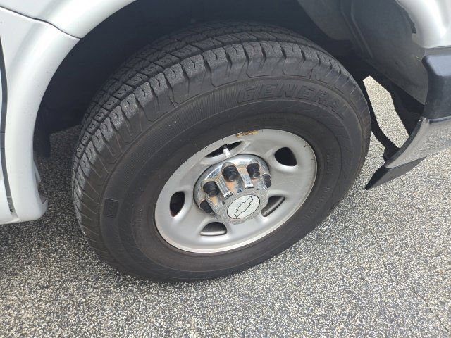 Used 2019 Chevrolet Express 3500 LT w/ LT Preferred Equipment Group RWD image 14
