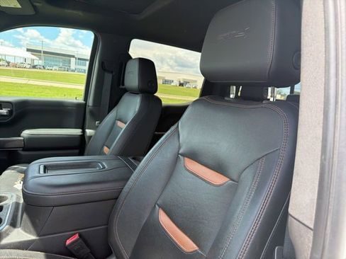 Used 2020 GMC Sierra 1500 AT4 w/ AT4 Premium Package AWD/4WD image 16