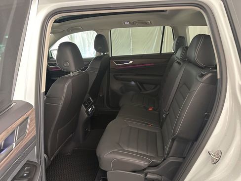 New 2026 Volkswagen Atlas SEL AWD/4WD image 17