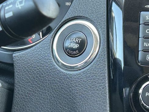 Certified 2017 Nissan Rogue Sport SL FWD image 23