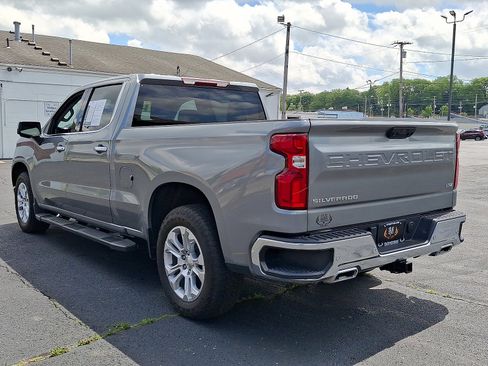 Used 2023 Chevrolet Silverado 1500 LTZ AWD/4WD image 14