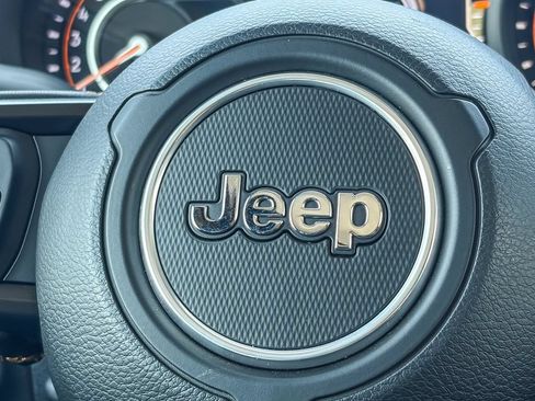 Used 2024 Jeep Wrangler Unlimited Sport AWD/4WD image 20