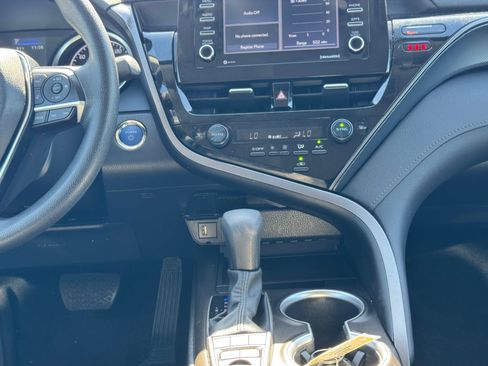 Used 2023 Toyota Camry LE image 23