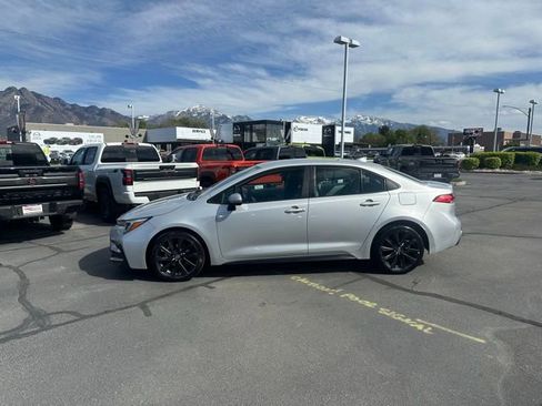 Used 2023 Toyota Corolla SE FWD image 7