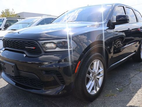 Used 2023 Dodge Durango GT RWD image 2