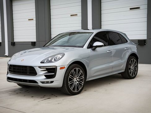 Used 2018 Porsche Macan S image 4