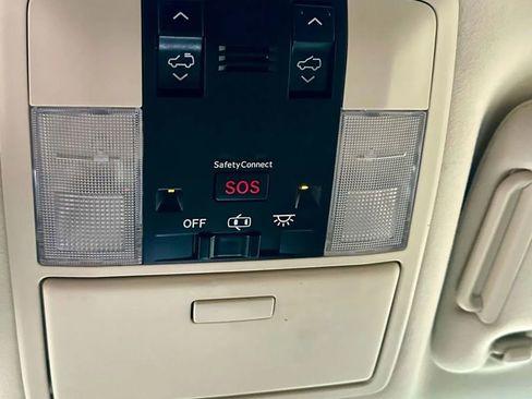 Used 2014 Lexus GX 460 Luxury image 38