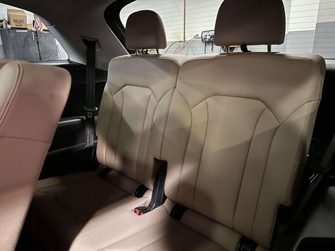 Used 2022 Audi Q7 3.0T Premium Plus w/ Premium Plus Package image 16