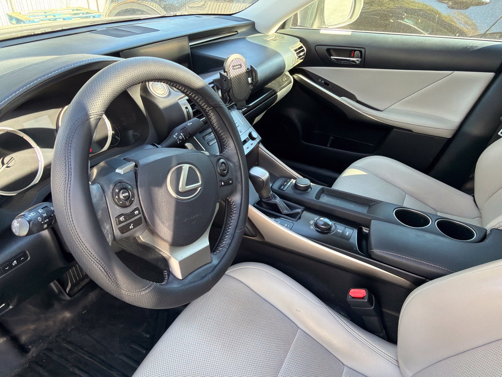 Used 2014 Lexus IS 250 RWD image 5