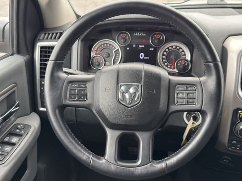 Used 2016 RAM 1500 Big Horn image 25