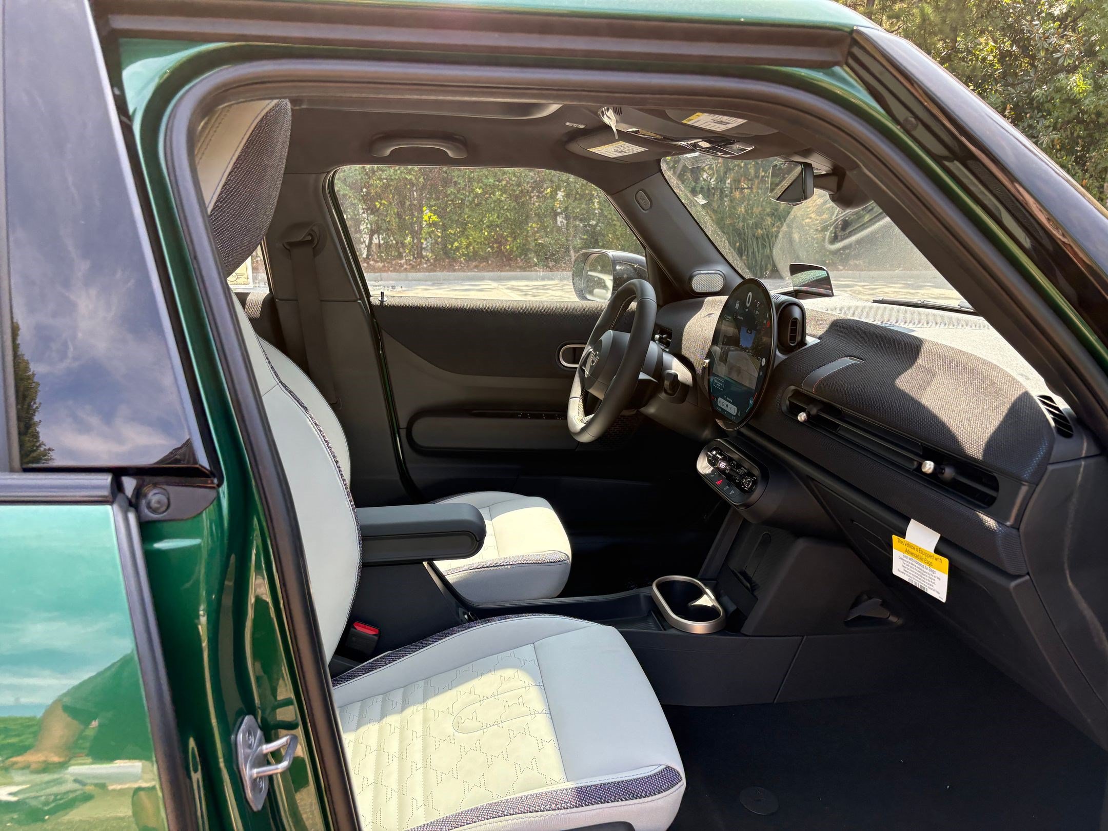 Used 2026 MINI Cooper 4-Door Hardtop FWD image 25