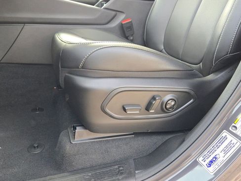 New 2025 Jeep Grand Cherokee L Limited w/ Luxury Tech Group II image 26