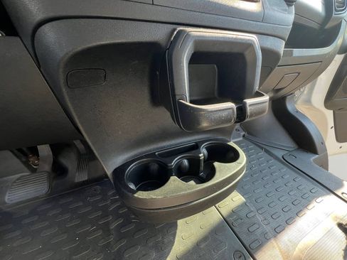 Used 2025 RAM ProMaster 2500 w/ Convenience Group FWD image 19