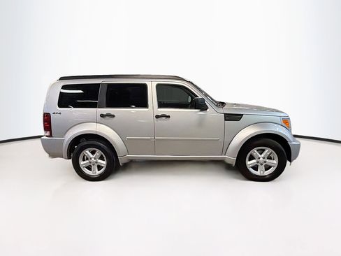 Used 2010 Dodge Nitro SXT image 10