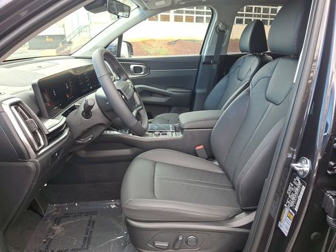 New 2026 Kia Sorento S image 14