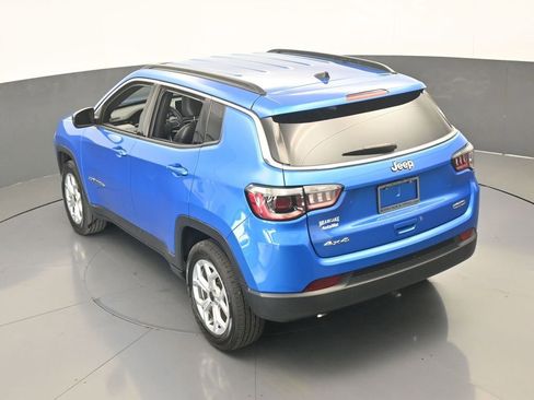 Used 2025 Jeep Compass Latitude AWD/4WD image 50