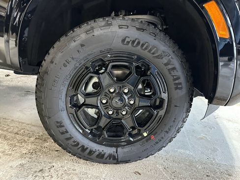 New 2025 Ford Ranger XLT w/ Black Appearance Package image 39