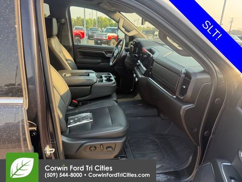 Used 2024 GMC Sierra 3500 SLT AWD/4WD image 9