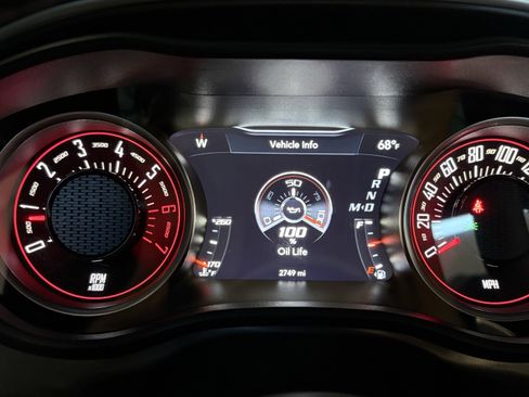 Used 2020 Dodge Challenger R/T Scat Pack RWD image 22