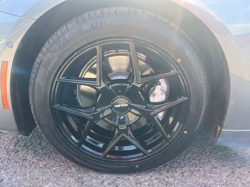 Used 2018 BMW 540i xDrive AWD/4WD image 7