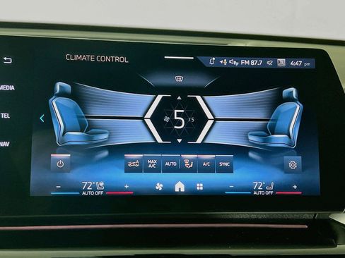 New 2026 BMW X1 xDrive28i w/ Convenience Package AWD/4WD image 17