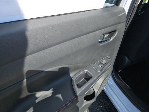 New 2025 Nissan Versa SR w/ Trunk Package image 20