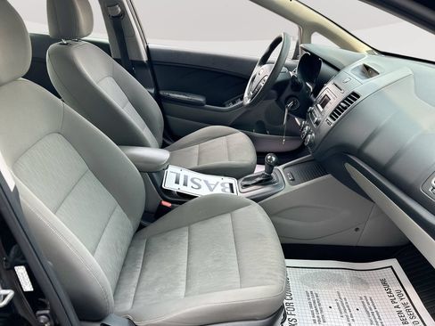 Used 2016 Kia Forte LX FWD image 24
