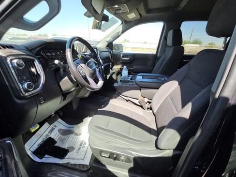 Used 2020 GMC Sierra 1500 SLE w/ SLE Value Package RWD image 2