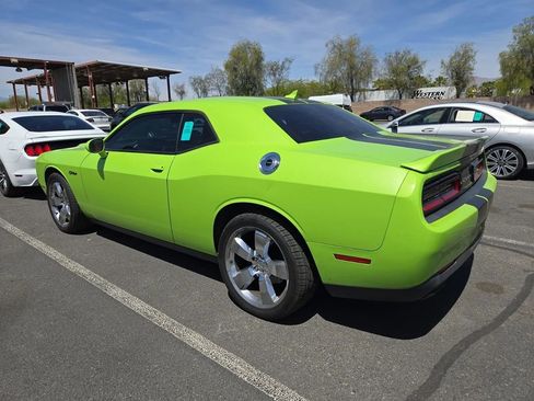 Used 2015 Dodge Challenger R/T Plus RWD image 2