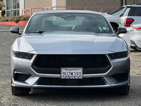 Used 2025 Ford Mustang Coupe image 9