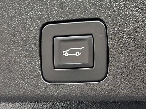 Certified 2023 Buick Encore GX Select w/ Sport Touring Package AWD/4WD image 29
