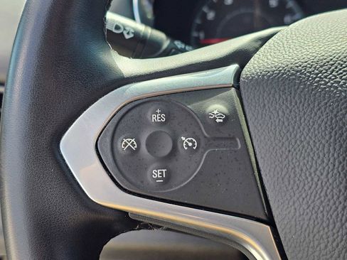 Used 2023 Chevrolet Traverse LT FWD image 29
