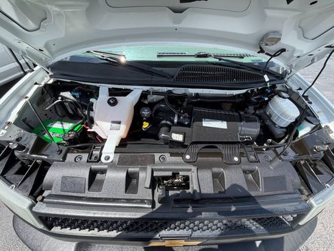 Used 2019 Chevrolet Express 3500 LS RWD image 24