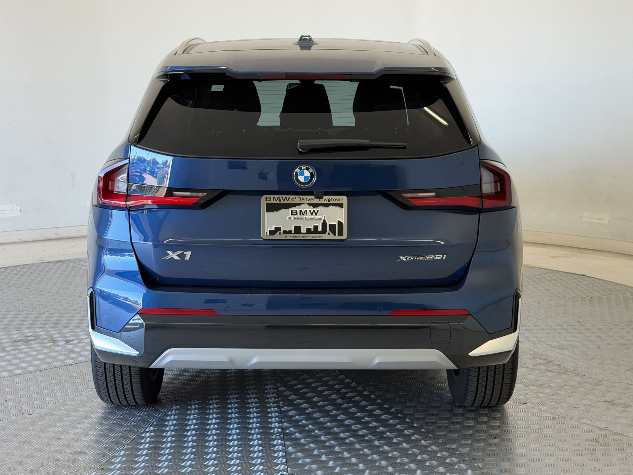 Certified 2023 BMW X1 xDrive28i w/ Premium Package AWD/4WD image 10