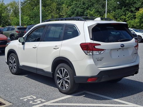 Used 2023 Subaru Forester Limited AWD/4WD image 6