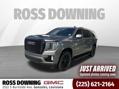 Used 2022 GMC Yukon XL SLT w/ SLT Premium Package