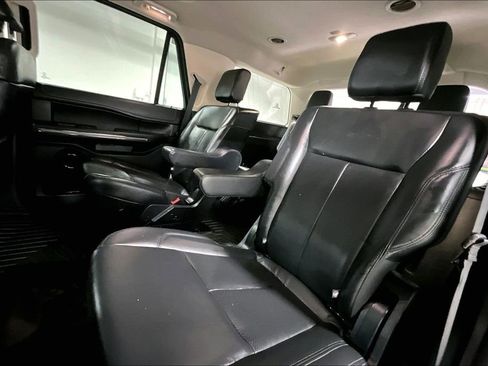 Used 2022 Ford Expedition XLT RWD image 32