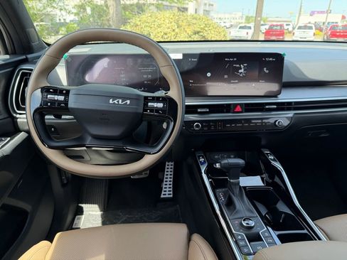 New 2026 Kia Sorento SX Prestige AWD/4WD image 16