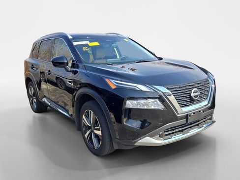 Used 2023 Nissan Rogue Platinum w/ Platinum Premium Package image 1