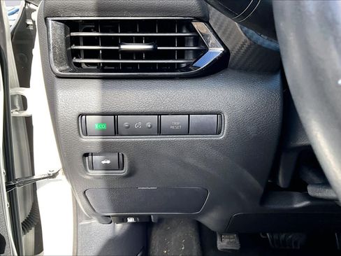 Certified 2024 Nissan Sentra SV w/ All-Weather Package FWD image 33