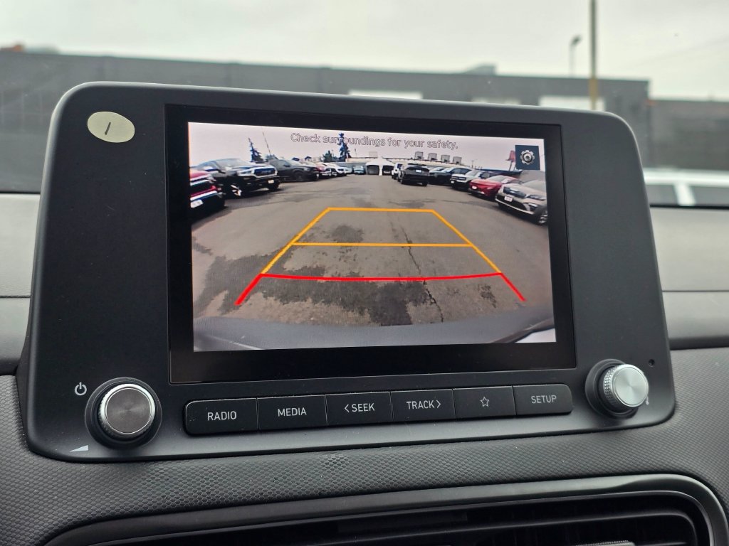 Used 2023 Hyundai Kona SE FWD image 23