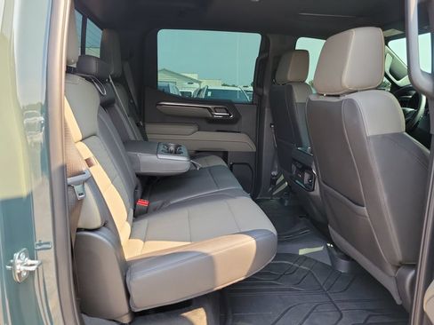 Used 2026 Chevrolet Silverado 1500 ZR2 AWD/4WD image 24