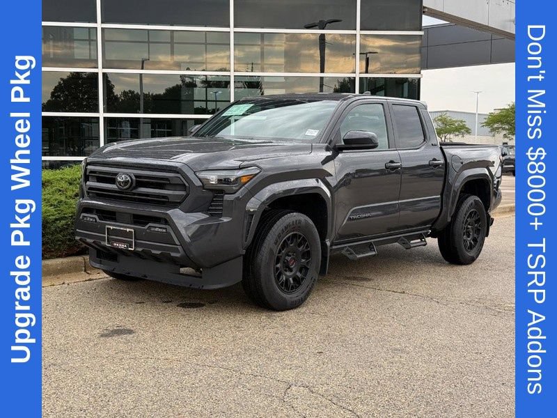Used 2025 Toyota Tacoma SR5 AWD/4WD image 7