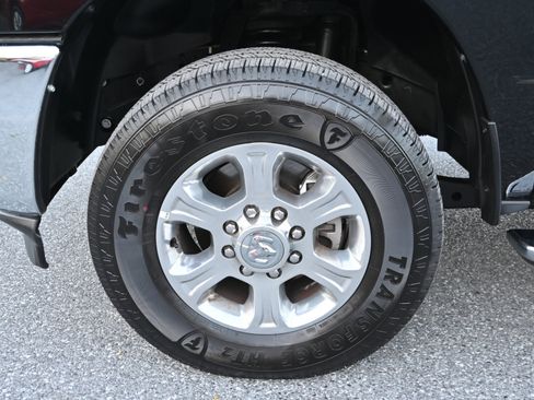 Used 2024 RAM 2500 Big Horn w/ Bed Utility Group image 11