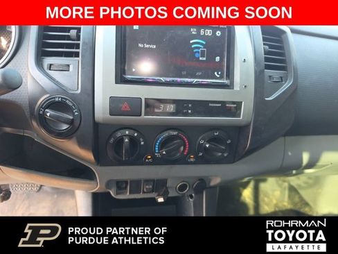 Used 2012 Toyota Tacoma 4x4 Regular Cab image 8