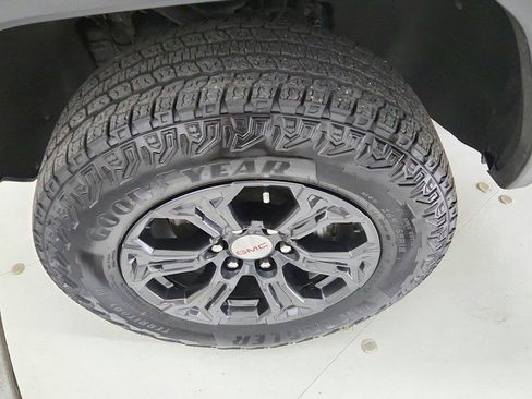 Used 2024 GMC Canyon Elevation RWD image 36