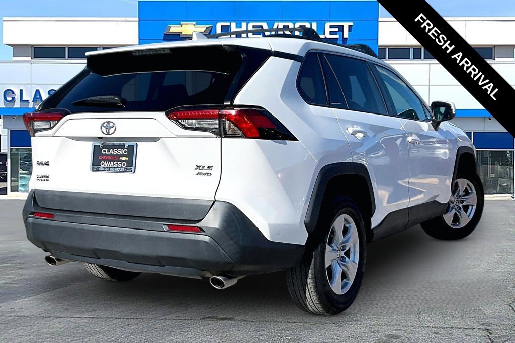 Used 2021 Toyota RAV4 XLE w/ Convenience Package AWD/4WD image 20