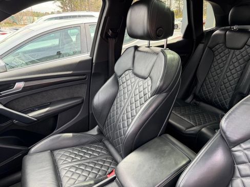 Used 2019 Audi SQ5 Premium Plus w/ Premium Plus Package image 19