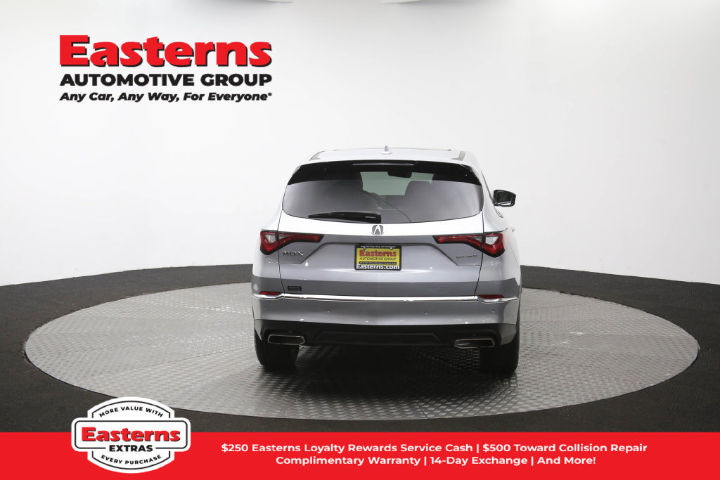 Used 2023 Acura MDX w/ Technology Package AWD/4WD image 41